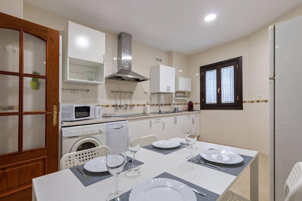 Jdcbl - Peaceful Wonderful Apartment In City Center Sevilla Bagian luar foto