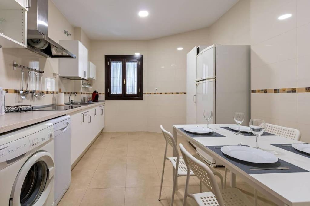Jdcbl - Peaceful Wonderful Apartment In City Center Sevilla Bagian luar foto