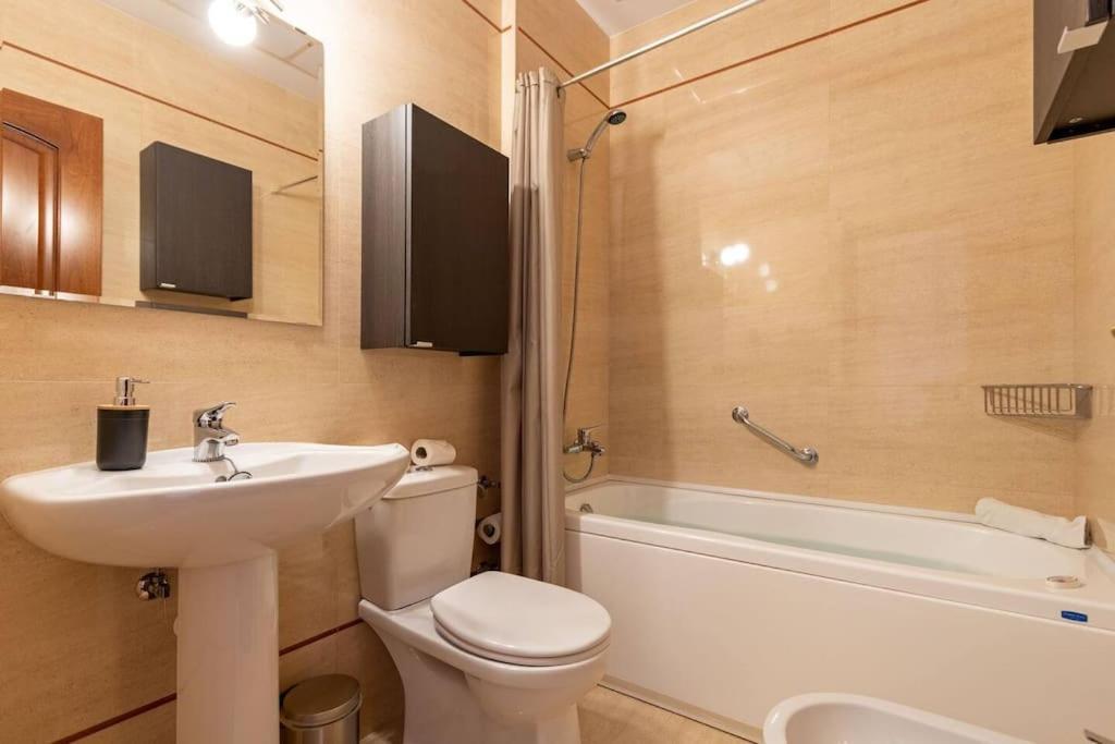 Jdcbl - Peaceful Wonderful Apartment In City Center Sevilla Bagian luar foto
