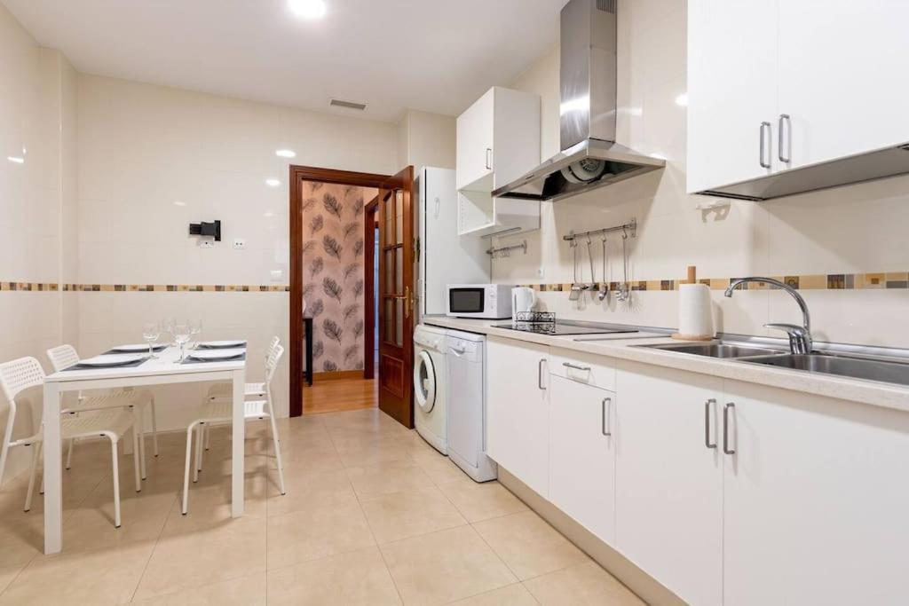 Jdcbl - Peaceful Wonderful Apartment In City Center Sevilla Bagian luar foto